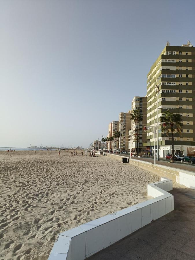 Piso Calidad Precio Junto A La Playa De La Victoria Apartment Cadiz Exterior photo