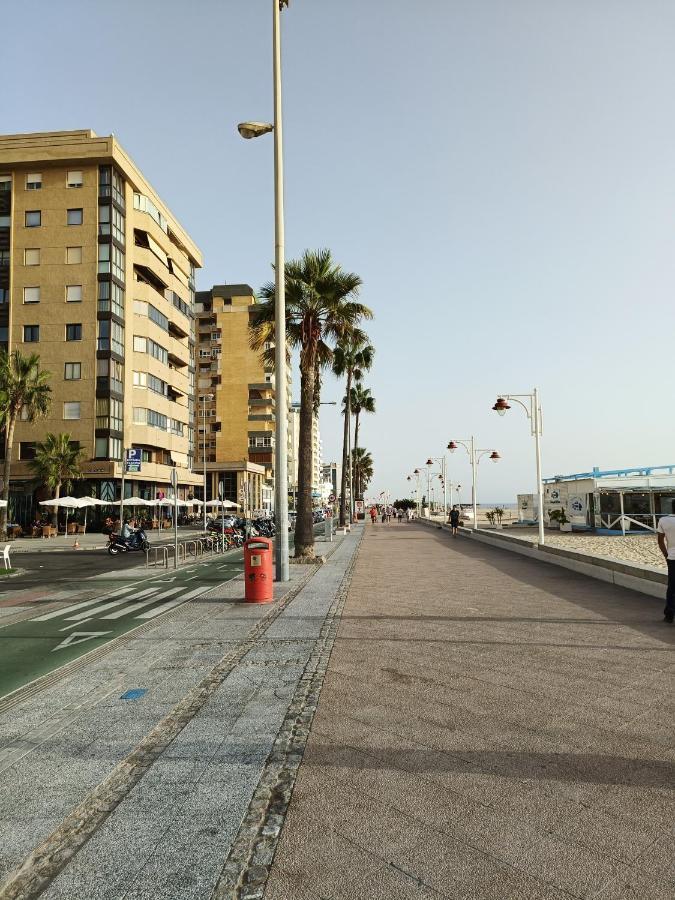 Piso Calidad Precio Junto A La Playa De La Victoria Apartment Cadiz Exterior photo
